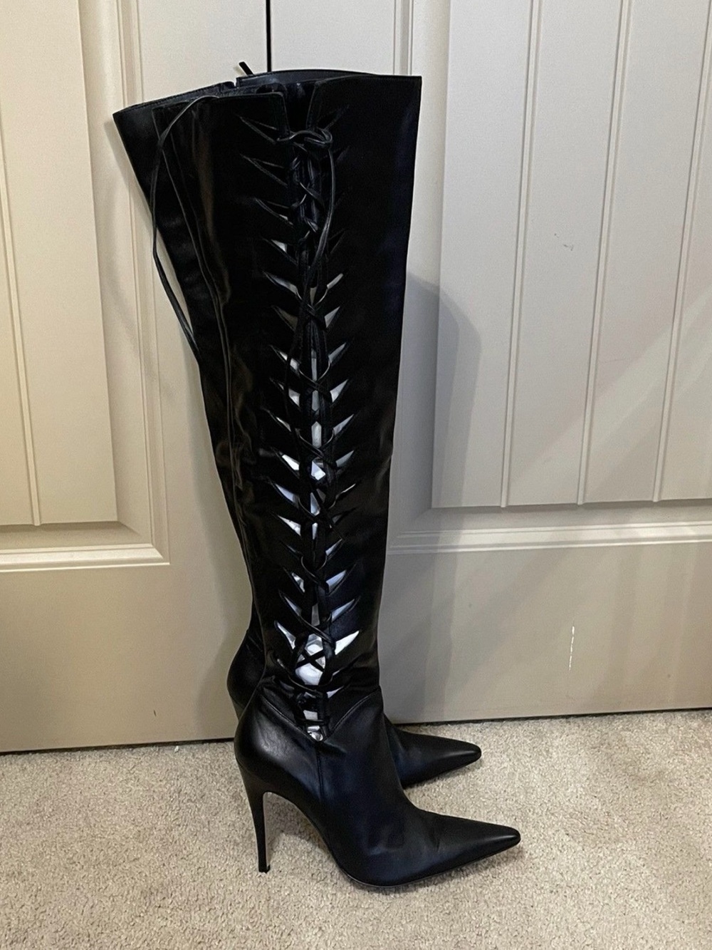 Manolo blahnik Black Lace-Up High Heel Knee Boots - Women's Fashion Boots - Picture 3 of 6